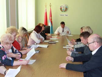Мостовская комиссия по содействию занятости приняла решение