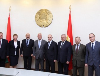 В облисполкоме прошла встреча руководства области с Чрезвычайным и Полномочным Послом Венгрии в Беларуси Жолтом Чутора