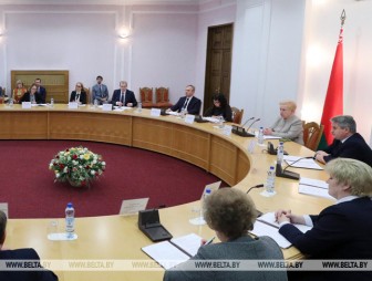 Выборы спикеров палат обновленного белорусского парламента пройдут 6 декабря