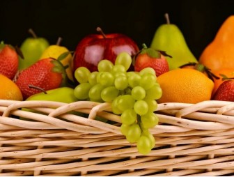 Диетолог перечислила подходящие для новогоднего стола фрукты