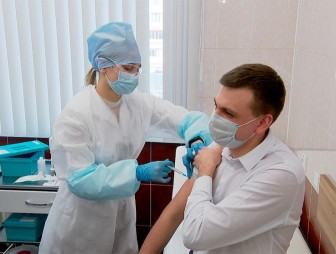 Четвертая волна COVID-19 пришла в Беларусь – врачи призывают белорусов продолжать вакцинироваться