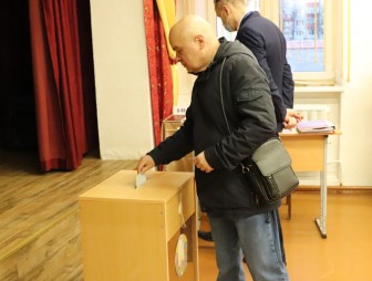 На Мостовщине открылись участки по голосованию на республиканском референдуме
