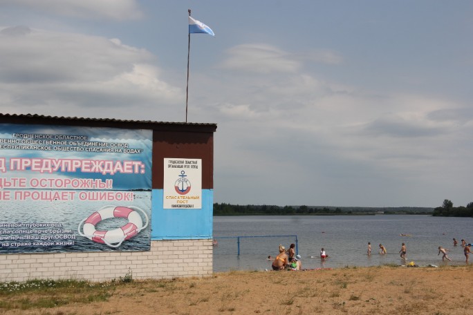 Пляжи, жара и водовороты. Как отдыхают белорусы этим летом