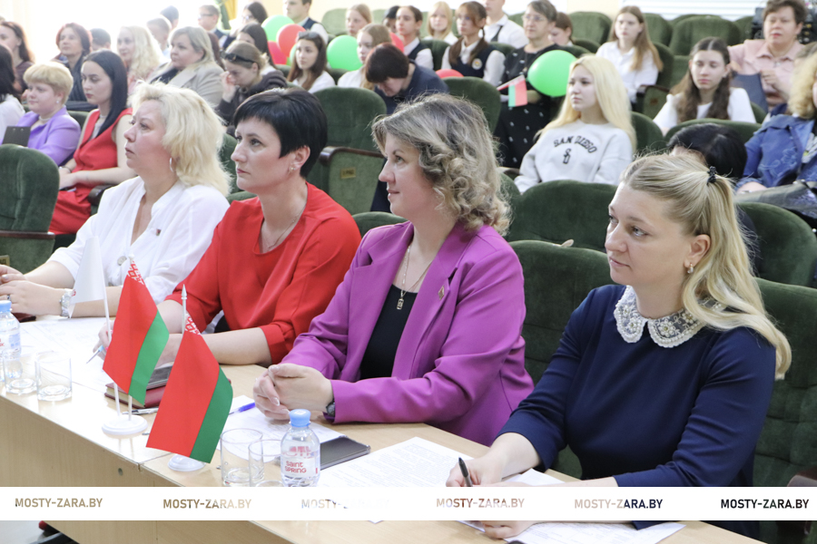 photo 5294032150418551613 y