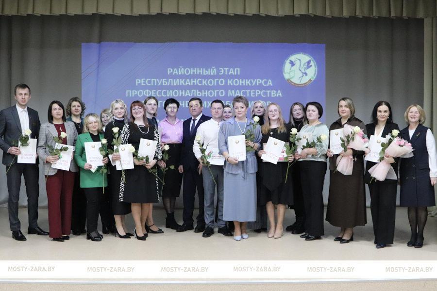 photo 5467370948815162538 y