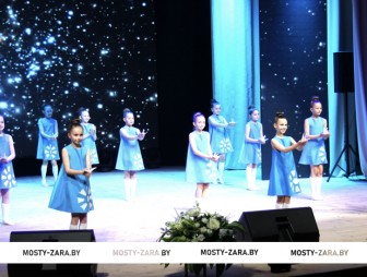 Праздник Весны и Труда 1 мая-2025