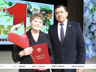 Праздник Весны и Труда 1 мая-2025