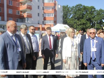 Выставка достижений районов области