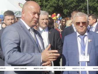 Выставка достижений районов области