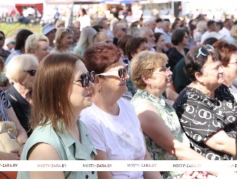 Мостовчане празднуют День города