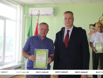 Коллектив ОАО «Мостовдрев» отметил свой профессиональный праздник