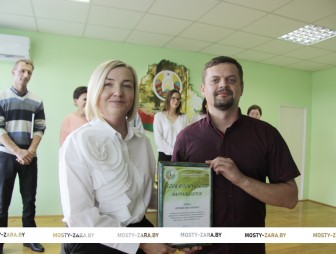 Коллектив ОАО «Мостовдрев» отметил свой профессиональный праздник