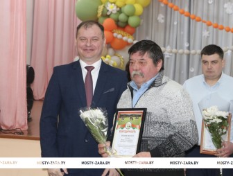 В ОАО «Черлёна» Мостовского района чествовали животноводов