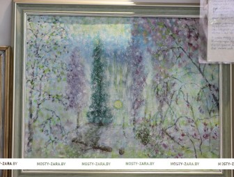 «Во всём увидеть красоту…» – до конца февраля мостовчане имеют возможность познакомиться с выставкой гродненского автора Николая Серова