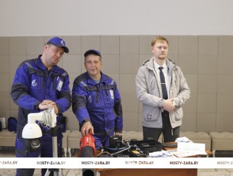 Наш край встречает Первомай! В Мостах состоялись торжественное собрание и праздничный концерт