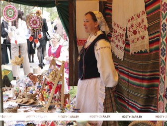 фестываль паэзіі “Масты сугучнасці”