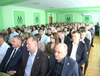 Награды, песни и цветы. Коллектив ОАО «Мостовдрев» отметил свой профессиональный праздник