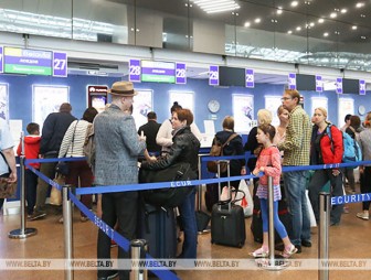 Беларусь планирует распространить безвизовый режим на областные аэропорты и наземные пункты пропуска