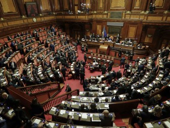 Предложение руки и сердца депутат сделал на дебатах в парламенте Италии