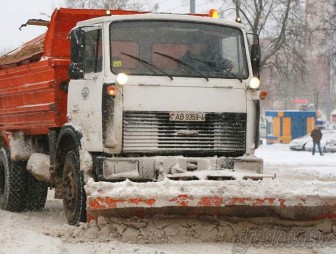 Снегоочистители и погрузчики. На обновленную автомагистраль М6 закупается спецтехника для работы в зимнее время