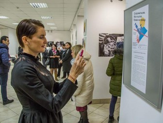 24 шедевра супрематизма. В Гродно работает уникальная выставка картин, нарисованных детьми с инвалидностью