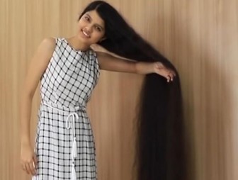 Девушка с самыми длинными волосами раскрыла секрет ухода за ними