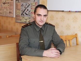Почему мостовчанин Александр Мисель выбрал профессию военного