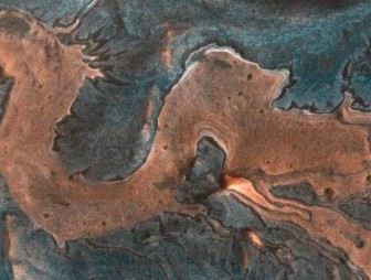 На снимках с Марса разглядели очертания дракона