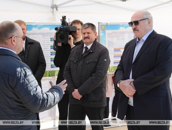 'Иного не дано' - Александр Лукашенко требует от регионов не просить деньги, а прорабатывать рынки