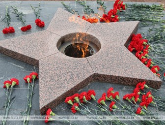 В адрес Александра Лукашенко и белорусского народа поступают поздравления с 75-летием Победы