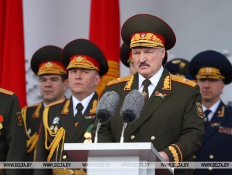 Выступление Президента Беларуси на военном параде в ознаменование 75-й годовщины Великой Победы