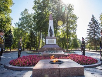 Гродно отмечает 76-ю годовщину освобождения от немецко-фашистских захватчиков. В центре состоялся торжественный митинг