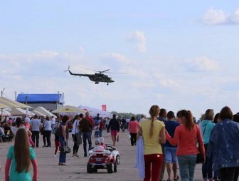 Показательные полеты, звездный концерт и фейерверк. Авиационно-спортивный праздник в Щучине пройдет 22 августа