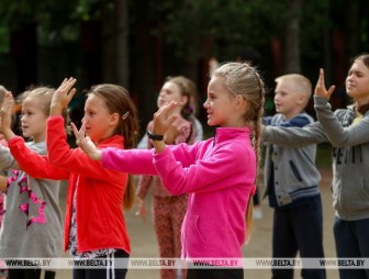 В летних лагерях Беларуси оздоравливаются 34,5 тыс. школьников