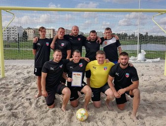 Мостовчане стали вторыми в первом Открытом кубке района по пляжному футболу