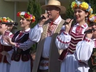 Мини-концерты 'За любимую Беларусь' проходят в агрогородках Гродненщины
