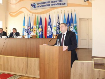 Председатель облисполкома Владимир Караник встретился с профактивом Гродненщины