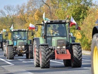 Протестующие фермеры перекрыли дороги в Польше