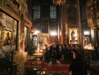 В РПЦ рекомендовали пожилым прихожанам не идти в храм в Рождество