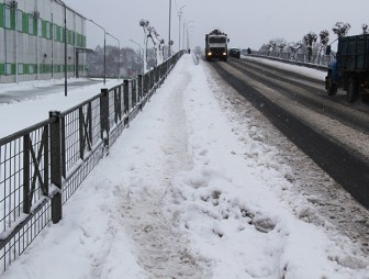 Как мостовчанам пройти по мосту?