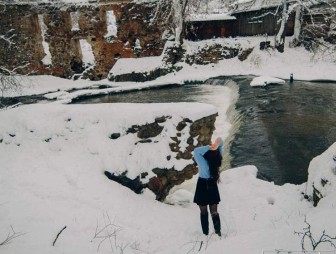 Водопад и лебеди: лучшие места для зимней фотосессии в Гродно