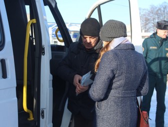 В центре внимания – школьный автобус. На Мостовщине прошла проверка по дорожной безопасности школьных автобусов