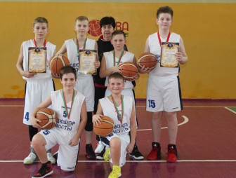 Баскетбольный успех. Мостовчане завоевали серебряные медали в первенстве Республики Беларусь по баскетболу