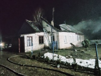 В Мостовском районе произошел пожар двухквартирного жилого дома