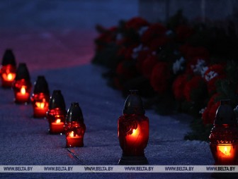 Всебелорусская молитва о мире состоялась в мемориальном комплексе 'Хатынь'