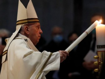 Папа Римский Франциск благословил верующих в Пасху