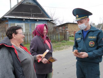 «За безопасность – вместе» – призывают мостовчан сотрудники МЧС в одноименной акции