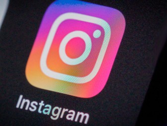 Instagram запретит взрослым отправлять сообщения незнакомым подросткам