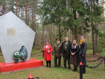 Во всех памятных местах Куриловичского сельсовета, связанных с Великой Отечественной войной, побывали участники автопробега