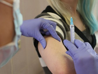 Стоит ли опасаться вакцинации против COVID-19? Мы узнали у врача Мостовской ЦРБ
